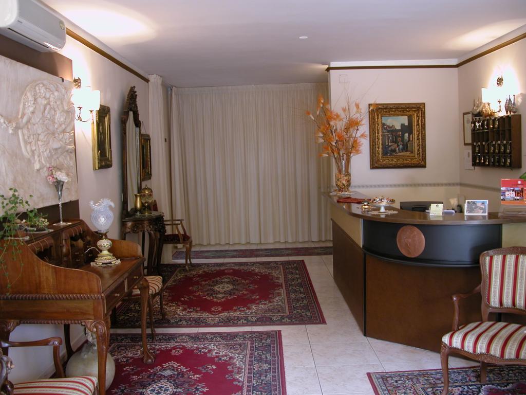 Hotel Canusium Canosa di Puglia Exterior foto
