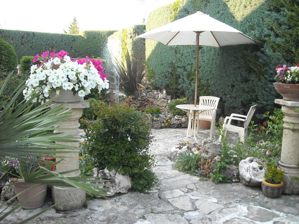 Hotel Canusium Canosa di Puglia Exterior foto